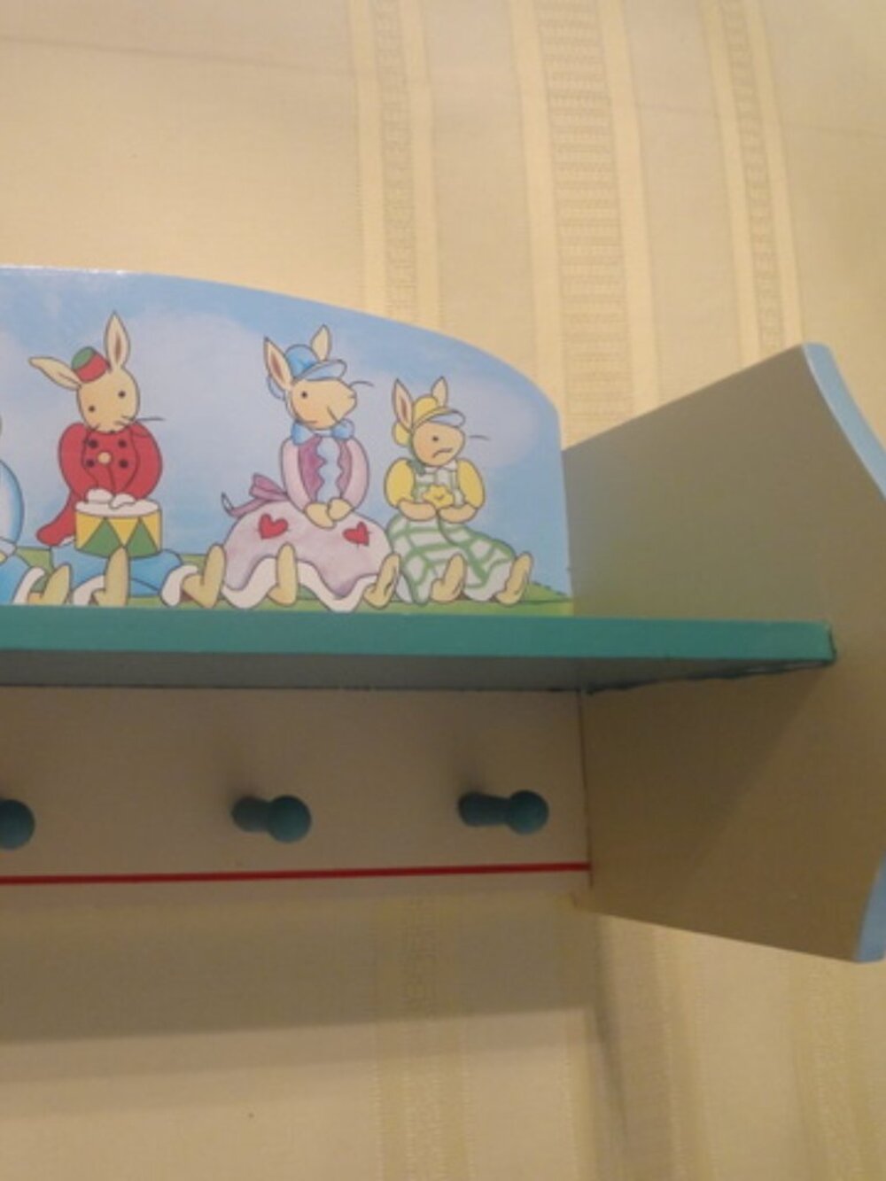 Peter Rabbit Bunnykins Wall Shelf - Picture 3 of 3
